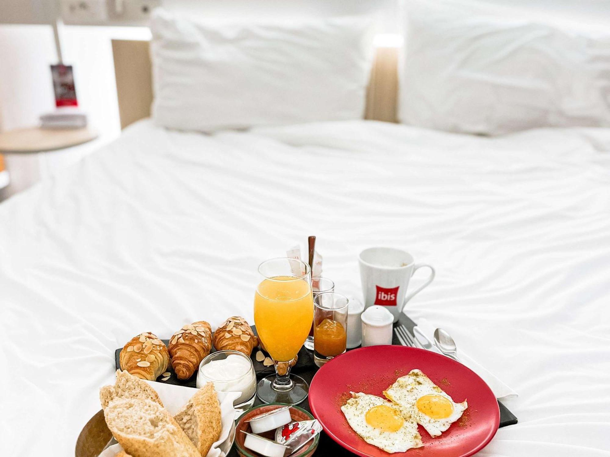 Hotel Ibis Abdelmoumen Casa Centre 3*